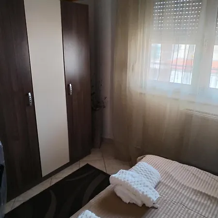 евдоксия хаус *